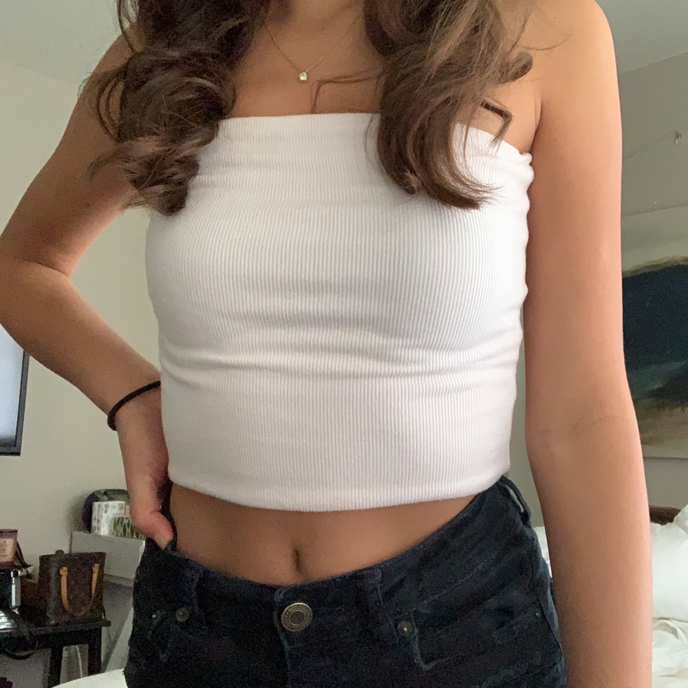 Brandy Melville light pink ribbed tube top